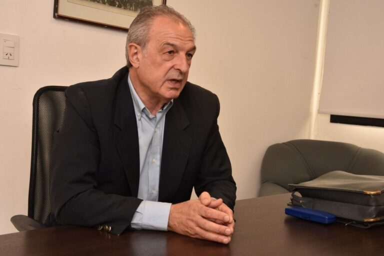 Alberto Papini es licenciado en Economía y contador. Guillermo Di Salvatore.