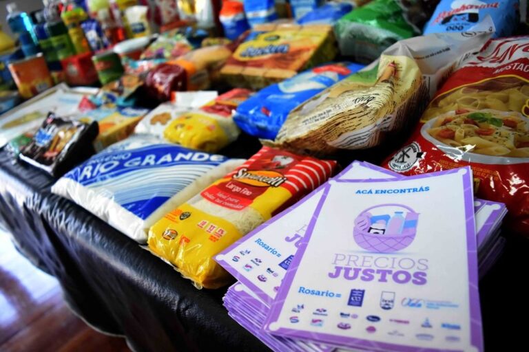 La propuesta consiste en  fijar y congelar los precios de productos preseleccionados que integran la canasta básica alimentaria y bienes no alimentarios.  Gentileza: prensa Municipalidad de Villa Gobernador Gálvez.