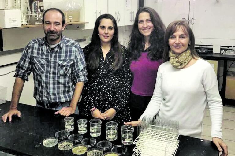 El grupo de trabajo que se abocó a la investigación y las expectativas que tienen sobre los avances del proyecto. Gentileza.