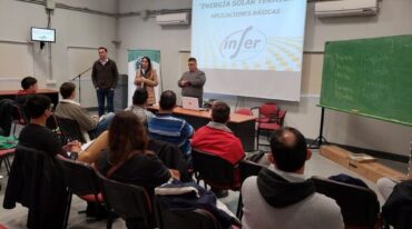 Se llevó adelante un nuevo curso de instalación de colectores solares con más de 60 participantes