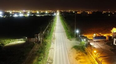 Se colocaron luces led en toda la extensión de la avenida Alfonsín