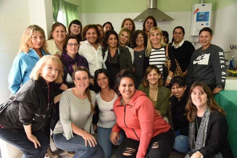 El CEDEIFAM comenzó su actividad en 1997 en Empalme Graneros y desde 2003 funcionan en Vespucio 2.155. Gentileza: prensa Municipalidad de Rosario.