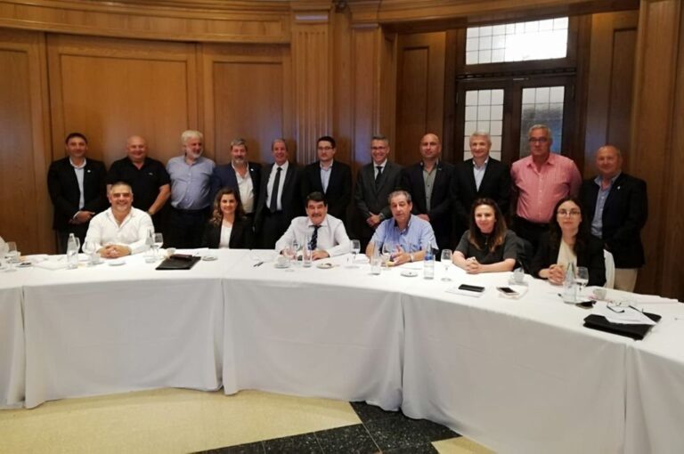 Los presidentes de las instituciones que conforman el Consejo de Entidades Empresarias y de la Producción de Santa Fe