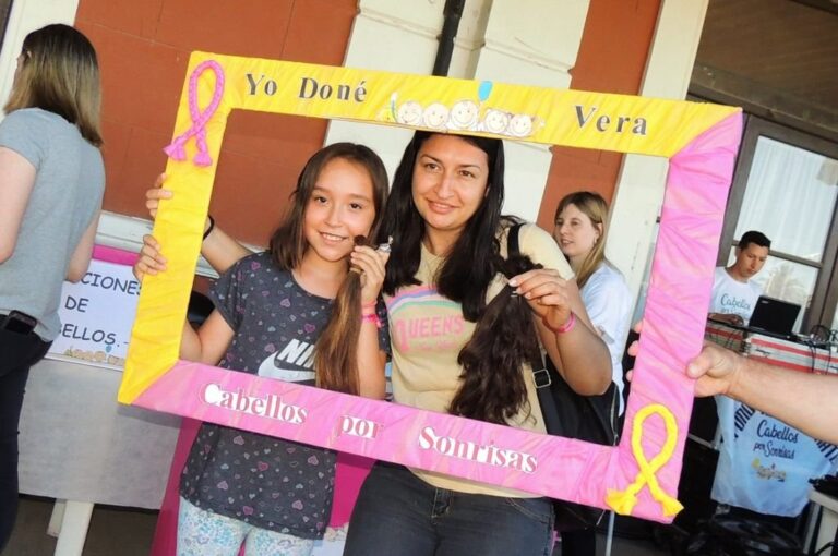 'Yo doné'. El lema de las donantes de cabellos para la confección de pelucas para pacientes oncológicos. Mirador Provincial.