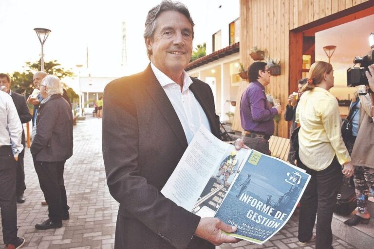 Garibay detalló lo realizado en cuatro años y ahora jurará como diputado provincial. Manuel Fabatía.