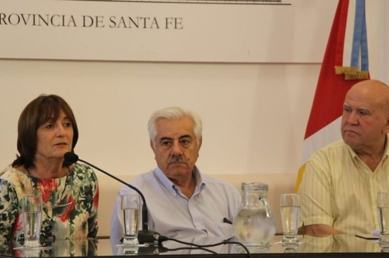 En la presentación se destacó que a la Provincia le queda una herramienta esencial para las buenas prácticas agropecuarias. Gentileza: prensa Gobierno de Santa Fe.