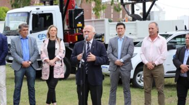 Lifschitz encabezó la entrega de móviles a la EPE. Gentileza: prensa Gobierno de Santa Fe.
