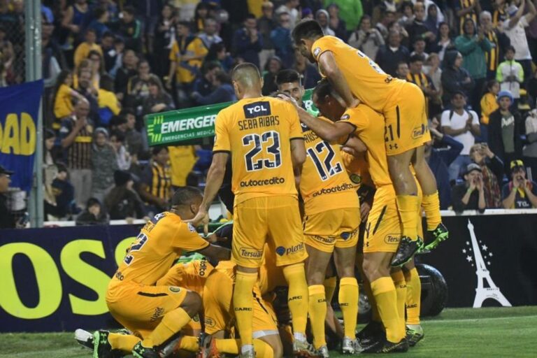Central cerró una noche a puro festejo con una goleada que tranquiliza. Gentileza: prensa Rosario Central.