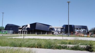 El plan completo prevé alcanzar seis estaciones policiales en Rosario