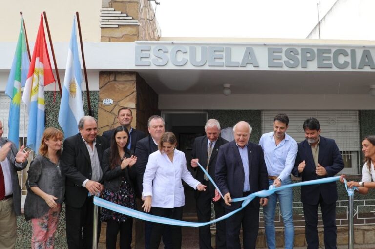 El gobernador Lifschitz asistió a la inauguración. Gentileza: prensa Gobierno de Santa Fe.