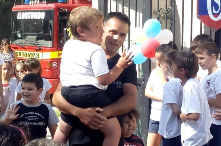 El pequeño Astor visitó Elortondo. Transmedia TV.