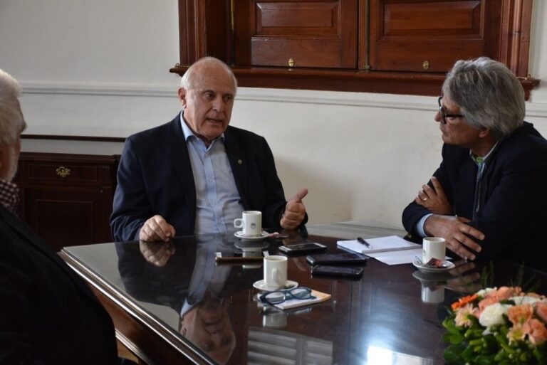 'Los número de la Provincia son positivos'