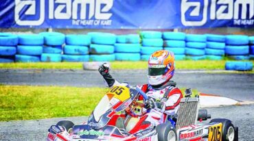 Puño apretado y alegría para Manu Borgert tras su primer triunfo en el Argentino.  Gentileza de Alberto Díaz FotoKart