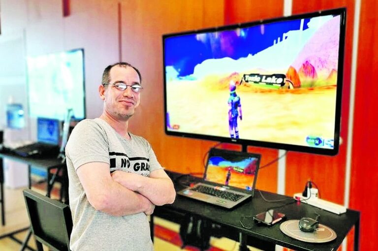 'El taller VG VILLAGUAY también participa a nivel provincial y nacional buscando posicionarse más en el mapa tecnológico firmando futuros convenios que beneficien la ciudad en materia de estudios de grado
