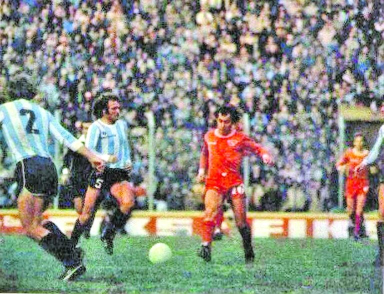 Persiguiendo a un histórico