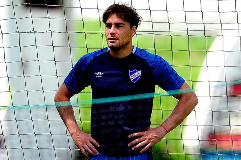 Víctor Rafael García Casanova. Tenfield.