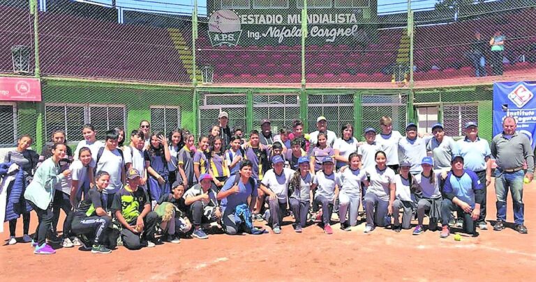 APS organizó con éxito el primer intercolegial para la categoría Infantil.