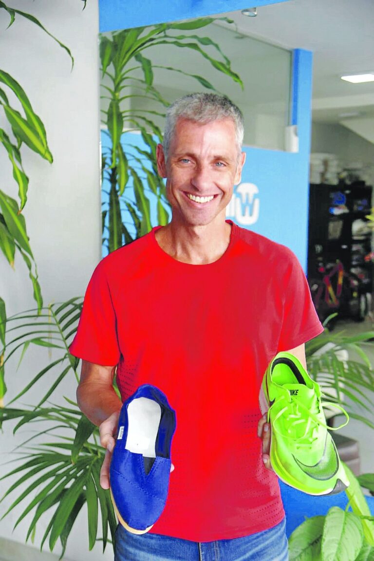 De la alpargata a la Vaporfly. Elías Uner y los calzados que utiliza para correr