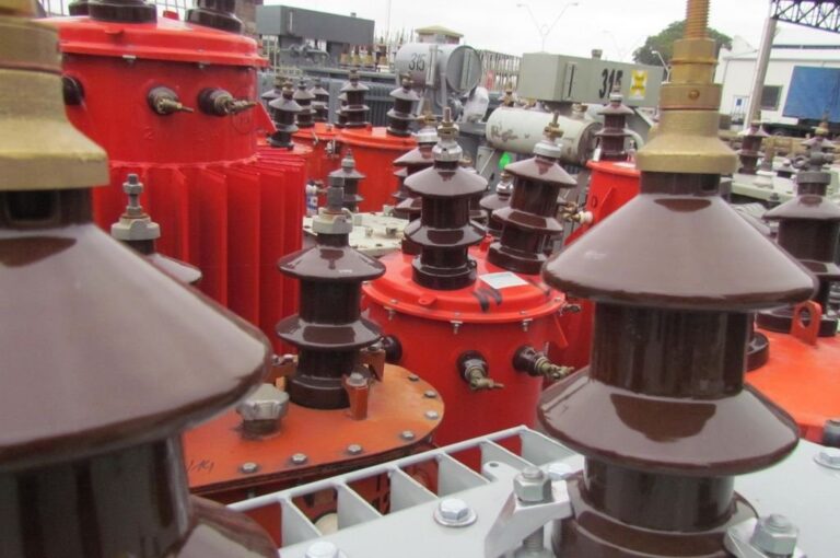 La Empresa Provincial de la Energía se sumó a las distribuidoras que no pagan la energía que compran al mercado mayorista.  Archivo.