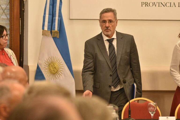 En la semana en que el gobernador quiere que se trate la ley de emergencia
