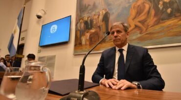 Emilio Jatón abrió las sesiones del Concejo Municipal de Santa Fe el jueves. Mauricio Garín.