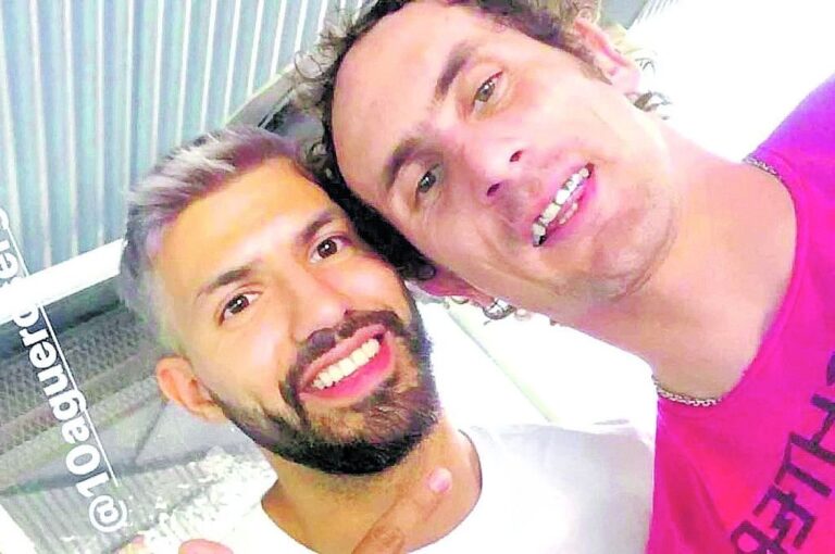 El apoyo de las celebridades en las redes le dan nuevos bríos a la banda.