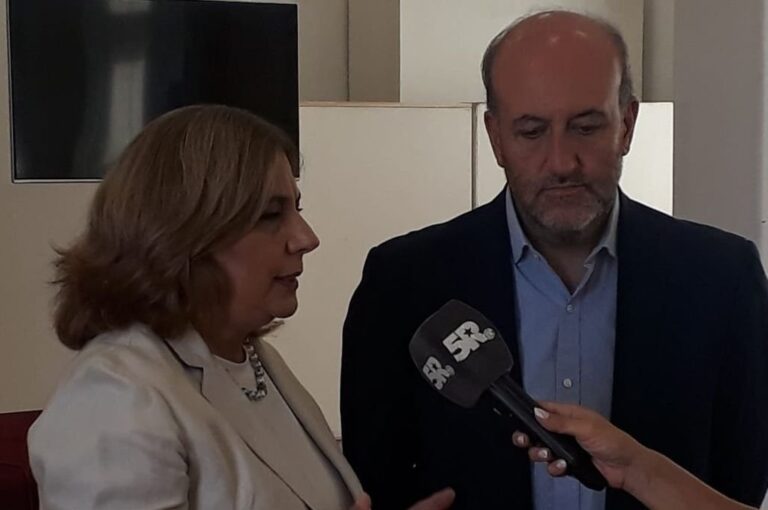 Sonia Martorano y Leonardo Caruana. Mirador Provincial.