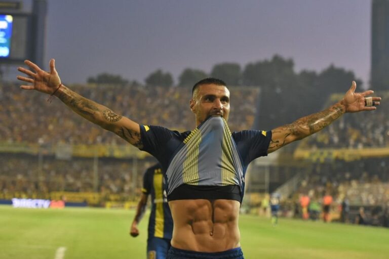 Palabra de goleador. "Lo que uno intenta es armarse una rutina para mantener cierto orden en estos momentos"
