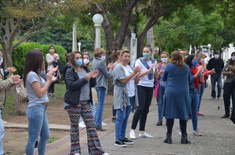 Punta de lanza. Esperanza salió a la calle a reclamar por la vuelta a los trabajos. Rafaela se acopló con bocinazos y cacerolazos. Varias ciudades registran este tipo de prácticas mediante grupos autoconvocados que buscan ser escuchados