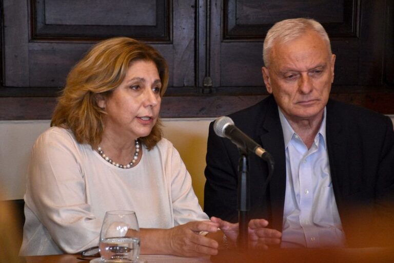 "Estamos preocupados en cómo salir de la cuarentena