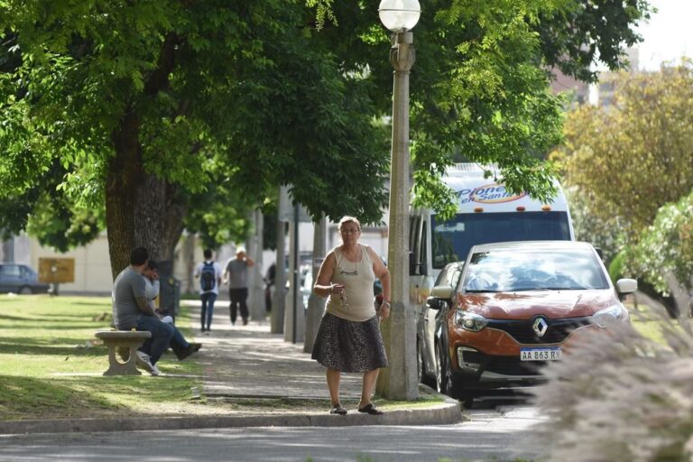 En varias ciudades del país ya se autorizaron las salidas de esparcimiento. Archivo.
