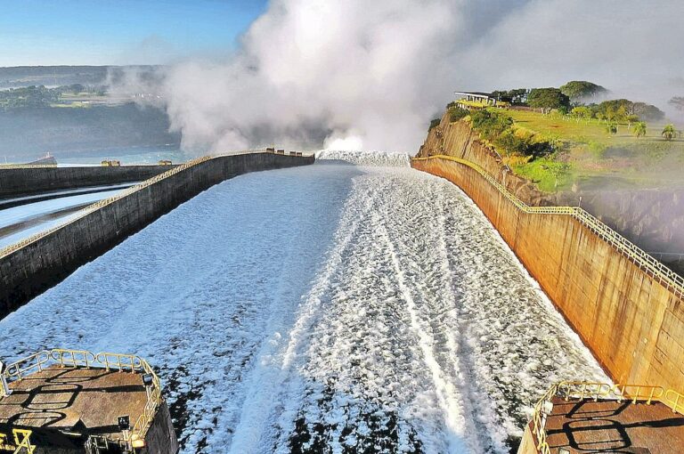 Tras la mayor liberación de agua que se inició el lunes
