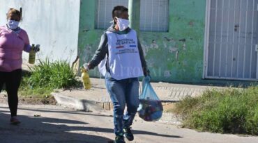 Puerta a puerta en los barrios y a través de ONGs y otras instituciones