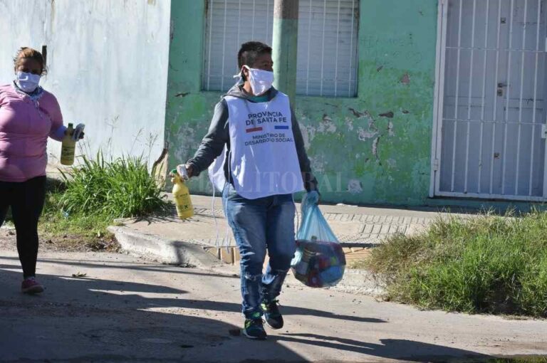 Puerta a puerta en los barrios y a través de ONGs y otras instituciones