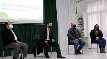El ministro Sukerman se reunió con distintos gremios por la ley sobre accidentes de riesgos del trabajo. Gentileza.