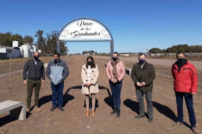 "Tuvimos una jornada de trabajo muy productiva junto a Romina López y su equipo de trabajo