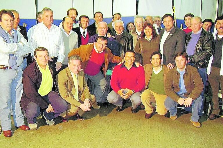 Los dirigentes del Consejo Provincial del Deporte (COPRODE) en tiempos de 'romanticismo' dirigencial.
