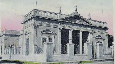 El de la Sociedad Italiana es un edificio característico en el casco histórico de Victoria.