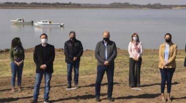 En Puerto Gaboto se realizó la puesta en marcha de esta inciaitiva que prevé la instalación de varios faros de conservación con la presencia de guardaparques. Gentileza: prensa Gobierno de Santa Fe.
