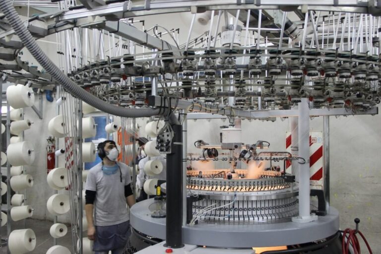 Ercolini dispuso la inhibición general de bienes de la Algodonera Avellaneda que "tiene por objetivo