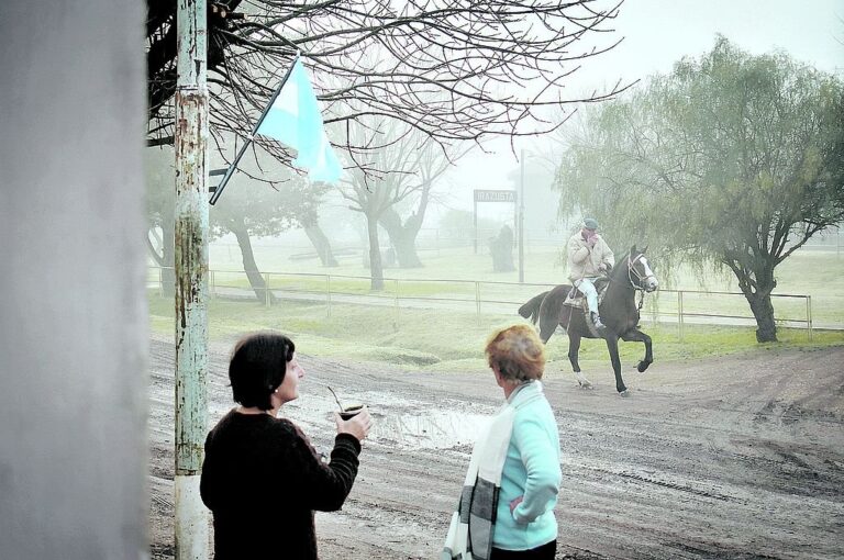 "Amanecer de un pueblo Argentino"