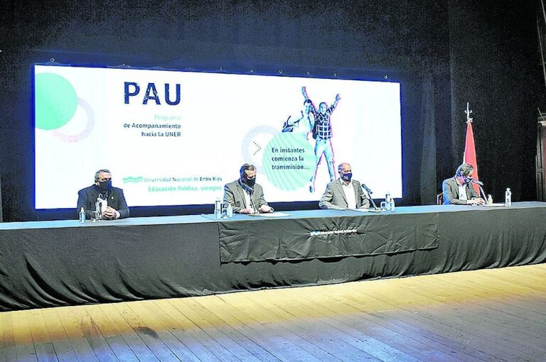 El acto de lanzamiento de PAU estuvo sujeto a los protocolos de rigor.