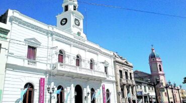 Cada ciudad tiene una historia singular para contar en torno a su Palacio municipal: Villaguay no es la excepción.
