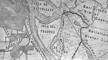 El límite norte comenzaba desde una línea perpendicular al río Paraná frente al Bulevar 27 de Febrero