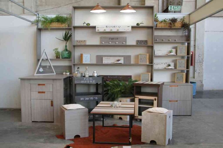 La "Semana del Mueble" es una acción promocional que lleva adelante la CIMAE (Cámara de Industriales Madereros y Afines de Esperanza). Gentileza.