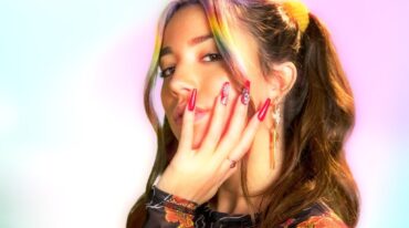 Alaina combina diferentes estilos en su música