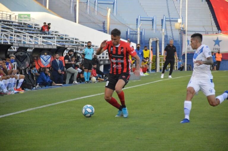 Patronato levantó su rendimiento en relación a los dos primeros partidos del grupo