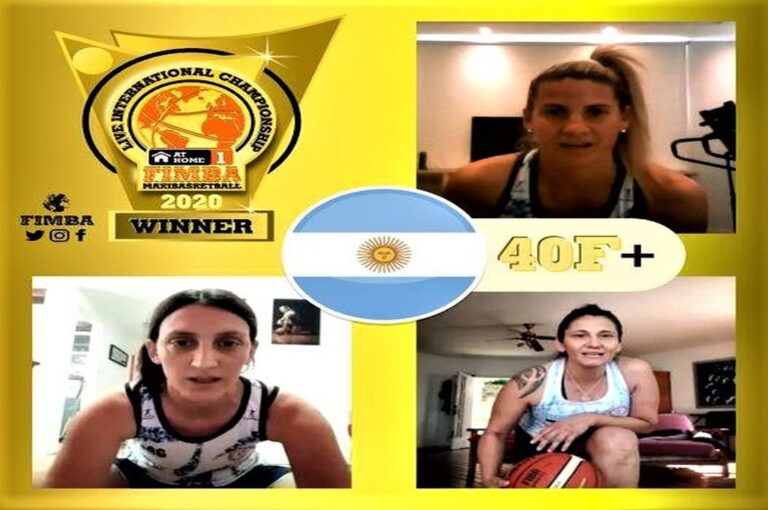 Las campeonas argentinas +40F con su felicidad a pleno. Gentileza Ana Cabral