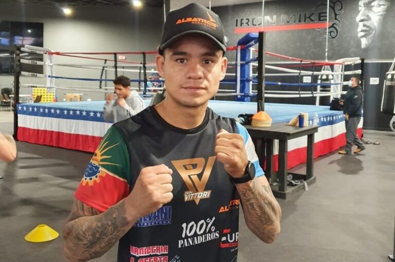 El boxeador concordiense en un gimnasio de Tampa.