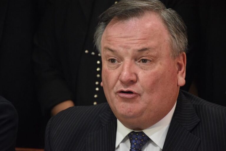 El senador por San Cristóbal